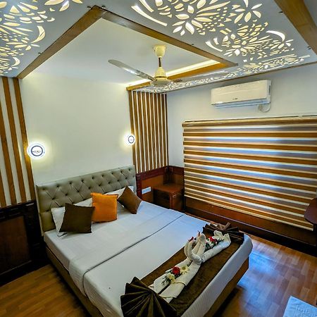 Grand Villa Houseboat Kumarakom Kültér fotó
