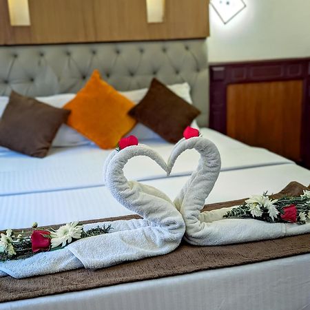 Grand Villa Houseboat Kumarakom Kültér fotó