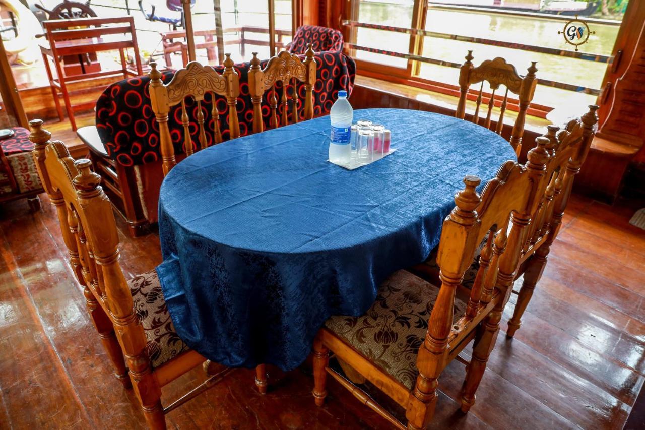 Grand Villa Houseboat Kumarakom Kültér fotó