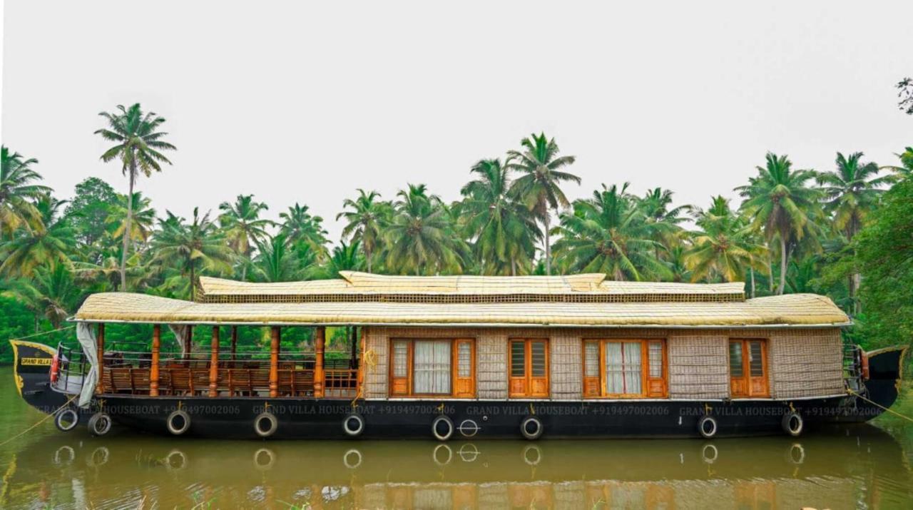 Grand Villa Houseboat Kumarakom Kültér fotó