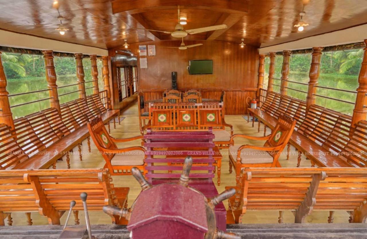 Grand Villa Houseboat Kumarakom Kültér fotó